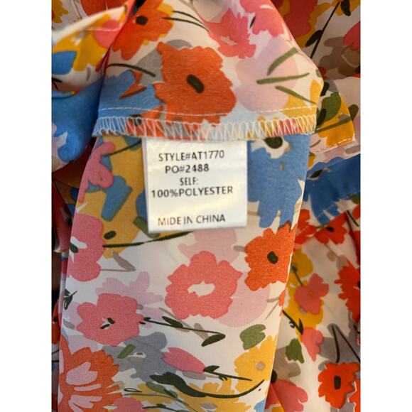 AnnieWear Los Angeles Floral Button Down Blouse Size S Colorful Spring Top - Picture 4 of 7